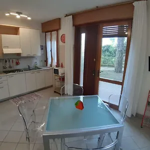 https://villa-cristina-n-01.hotelinveneto.com